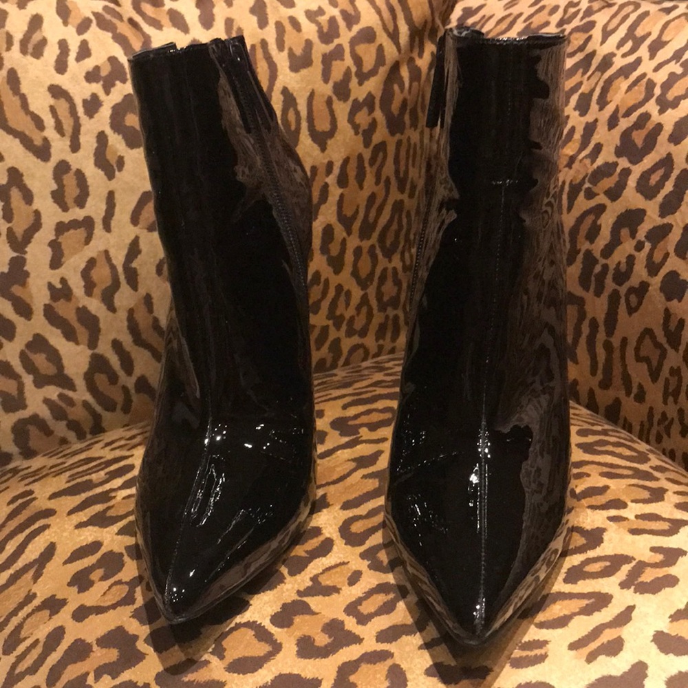Kendall and Kylie patent leather bootie NWOT